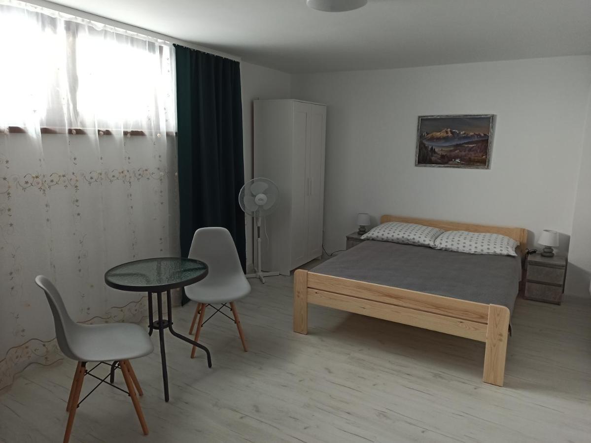 Pokoje U Ewy Piotrowice  Exteriör bild